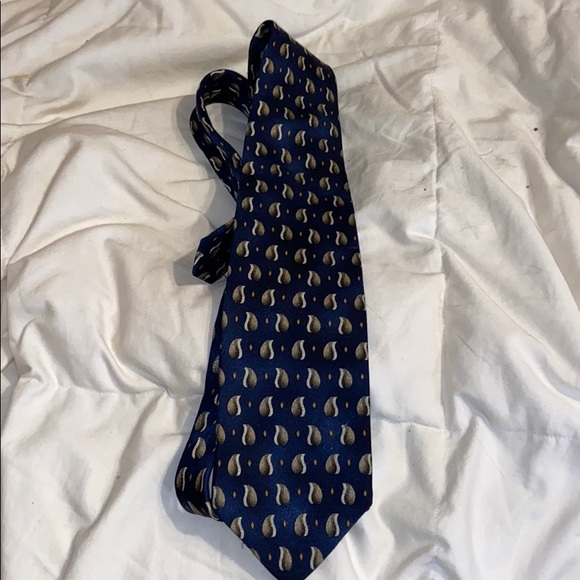 Men’s tie - Picture 1 of 2